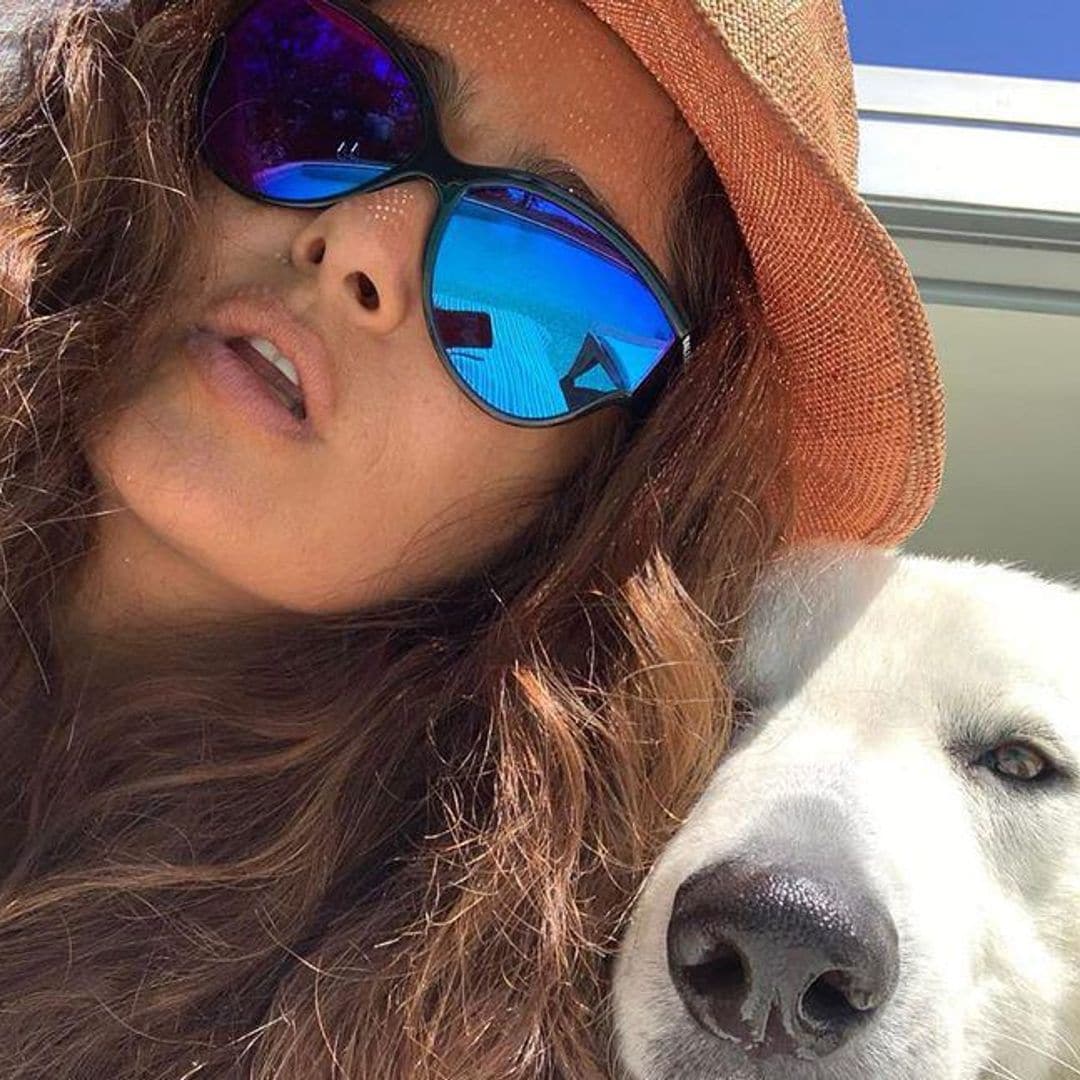 Salma Hayek’s hilarious (and expert) tip for the perfect selfie