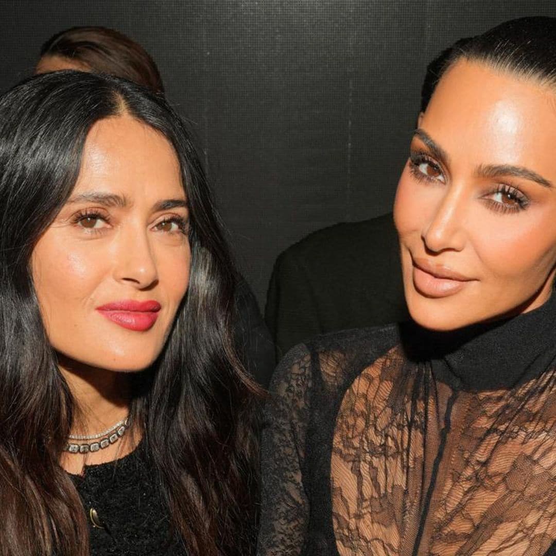 Kim Kardashian schools Salma Hayek on how to take a selfie like a pro