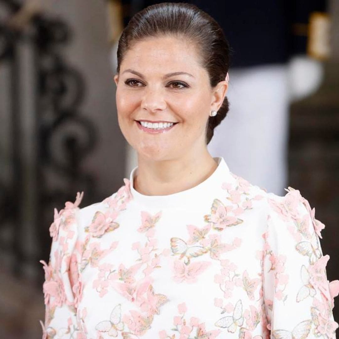 Crown Princess Victoria opens up the doors to Sweden’s Royal Palace for a virtual tour you don’t want to miss