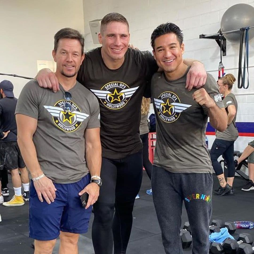 Mark Wahlberg leads a fitness class and coaches Mario Lopez [Pictures]