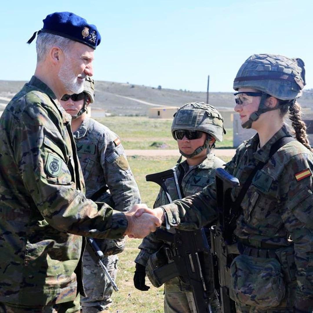 King Felipe visits military academy students, including daughter Princess Leonor!