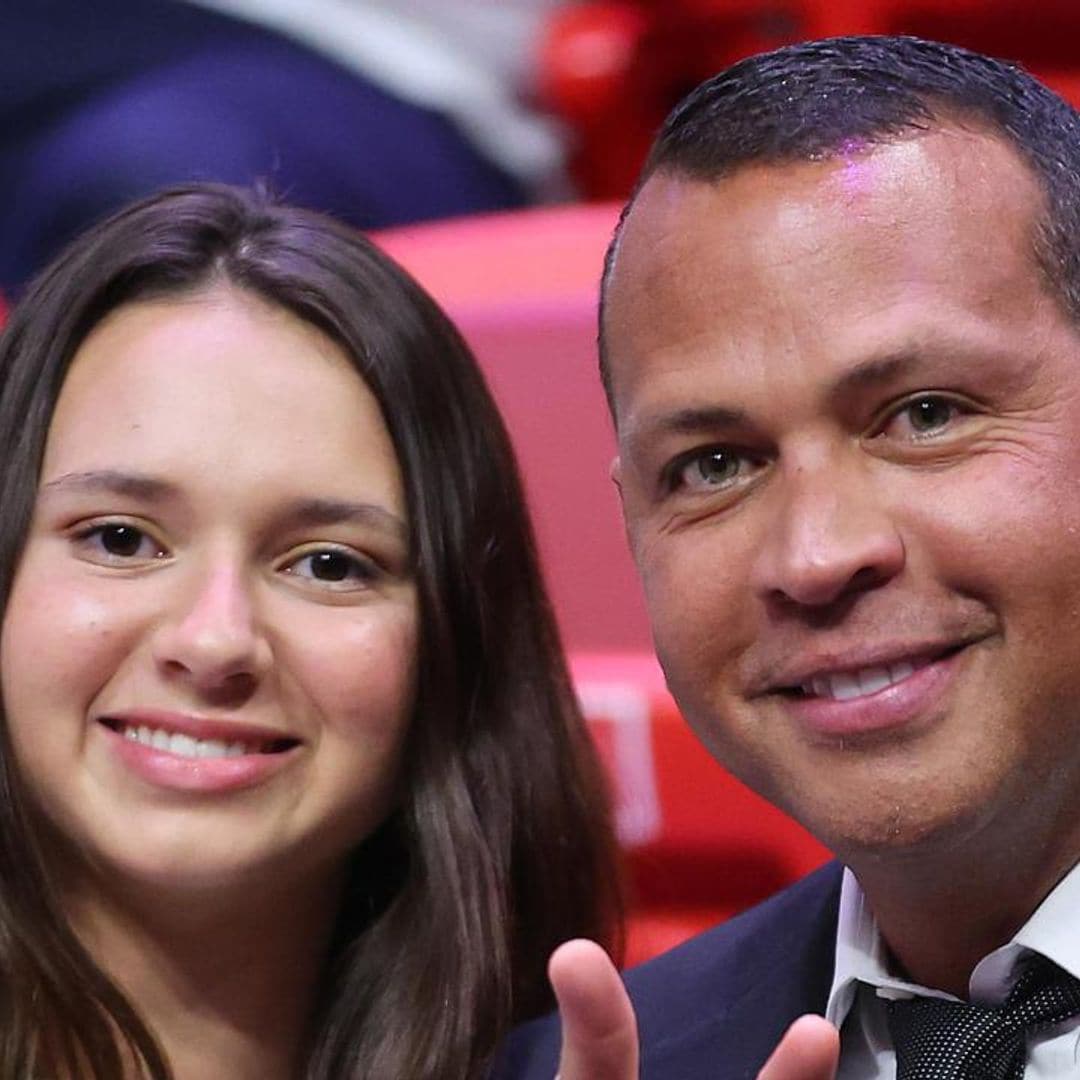 A-Rod and Jaclyn Cordeiro drop his daughter Natasha off at University