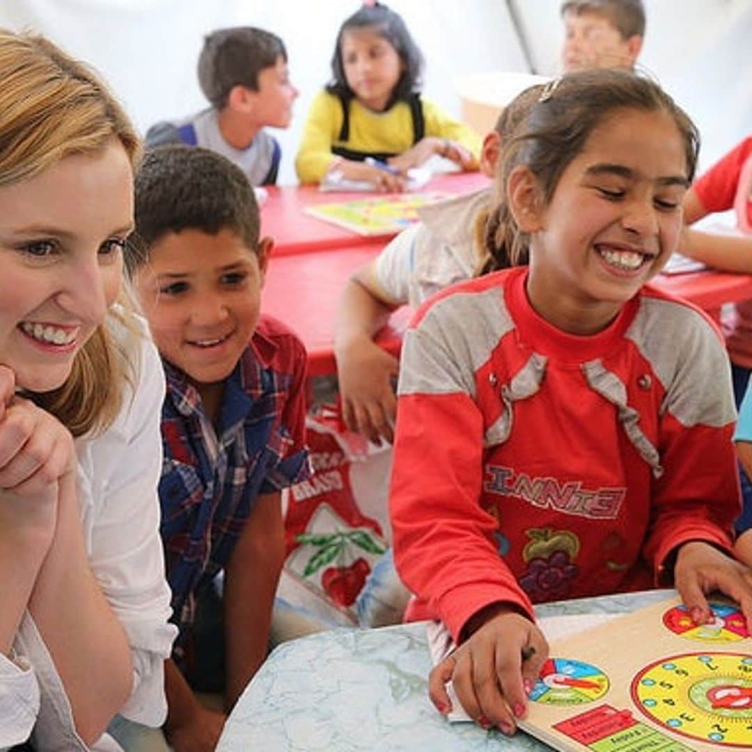 'Downton Abbey's Laura Carmichael visits child refugees in Lebanon