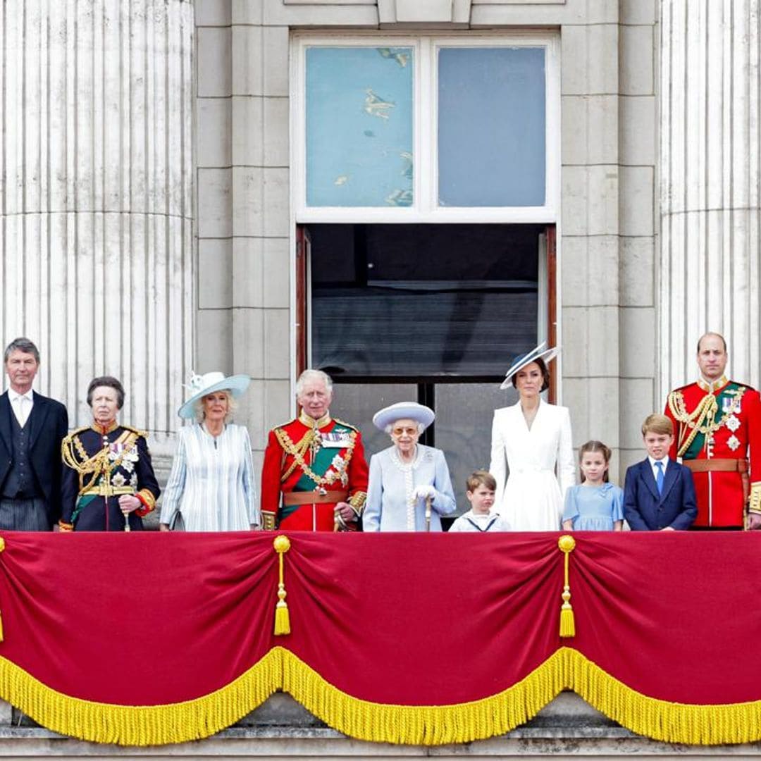 Who will appear on the palace balcony for King Charles’ coronation?