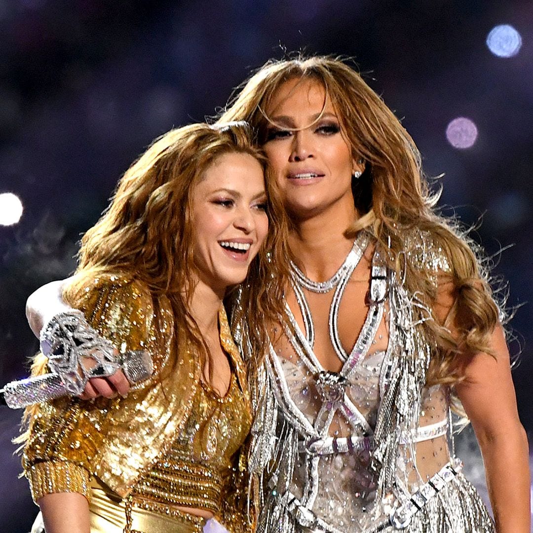 Jennifer Lopez has sweet moment with Shakira at the Grammys: Best Latin Pop Album win