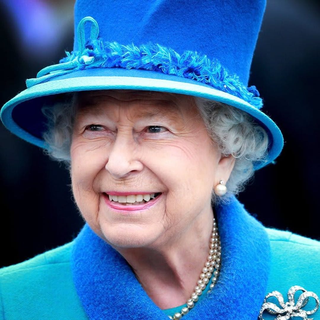 Queen Elizabeth shares hopeful New Year’s Eve message: ‘We will meet again’