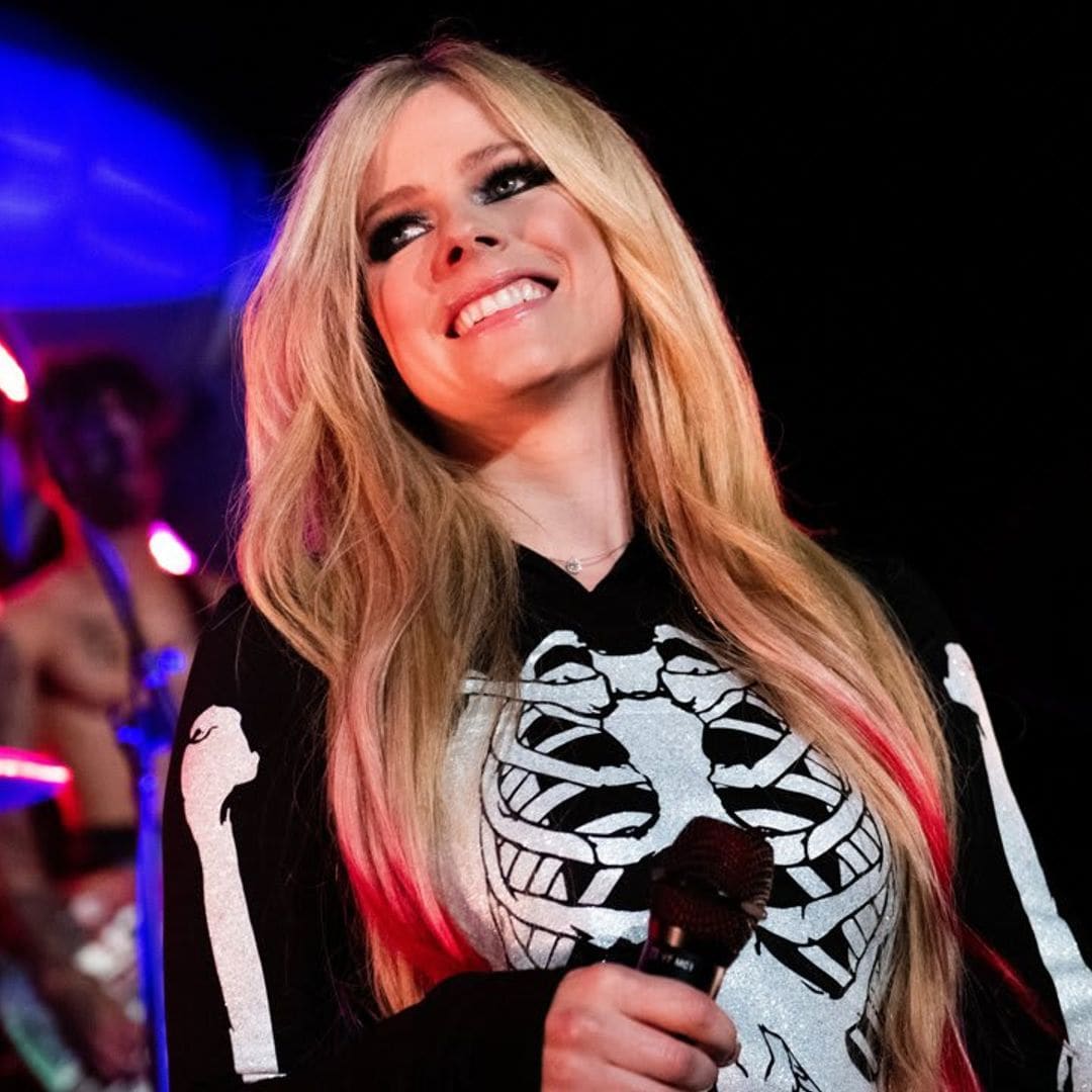 Avril Lavigne joins Travis Barker’s record label and announces new song