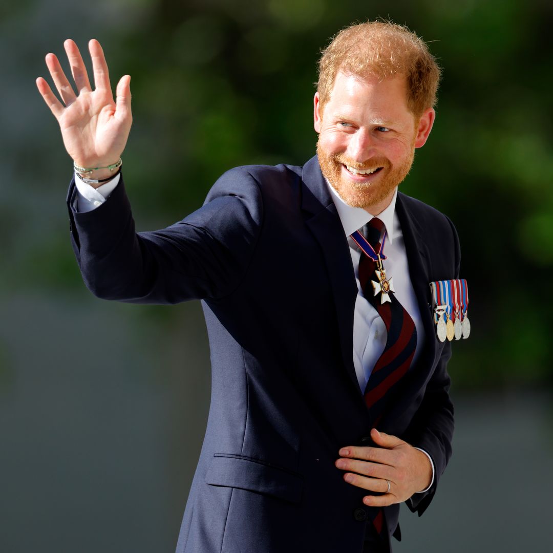 Bill and Hillary Clinton announce Prince Harry's participation in event