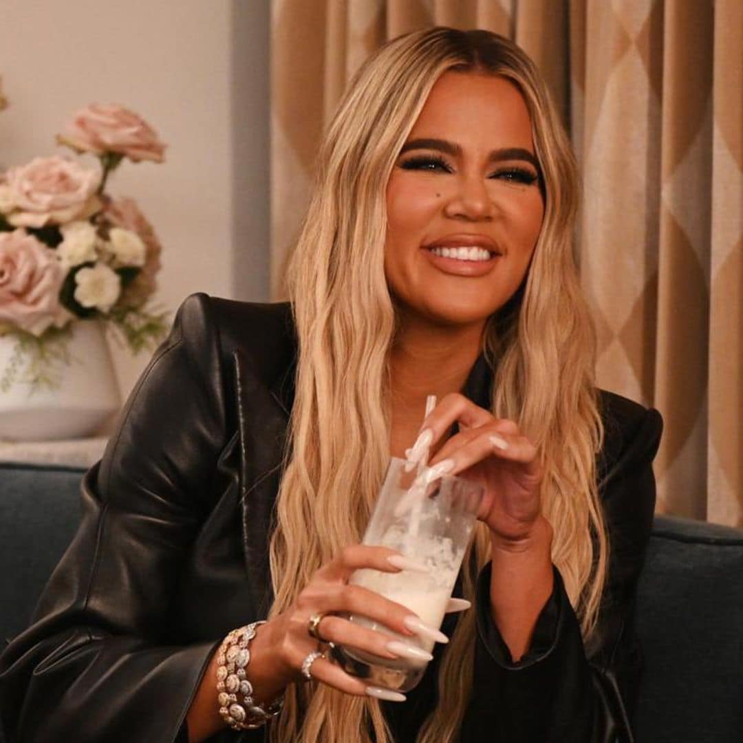 Khloé Kardashian laughs after photoshopping daughter True Thompson into Disneyland pictures