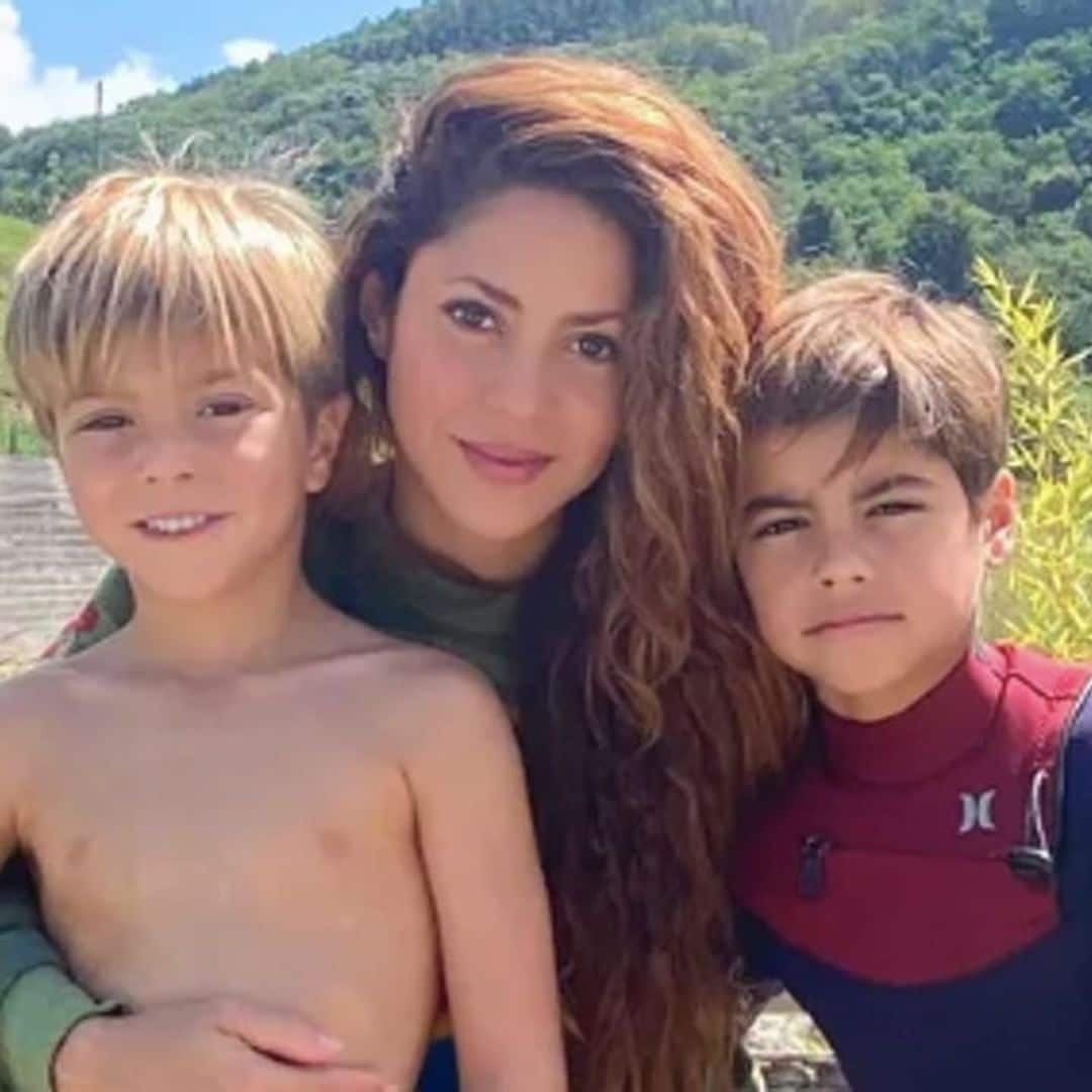 Shakira takes a break from Barcelona and travels to Los Angeles with Milan and Sasha