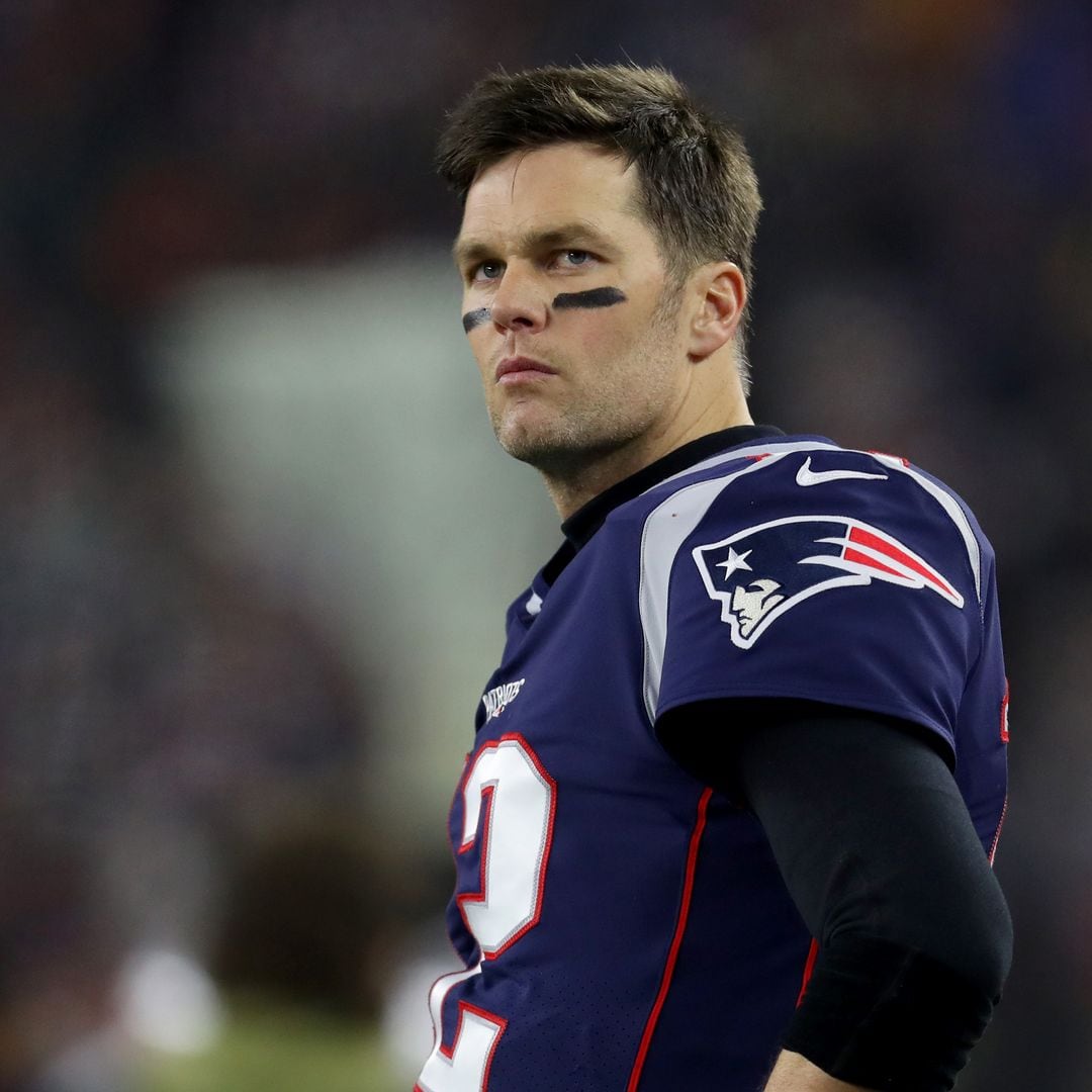 Tom Brady faces unlikely defeat in passing contest against a high school quarterback