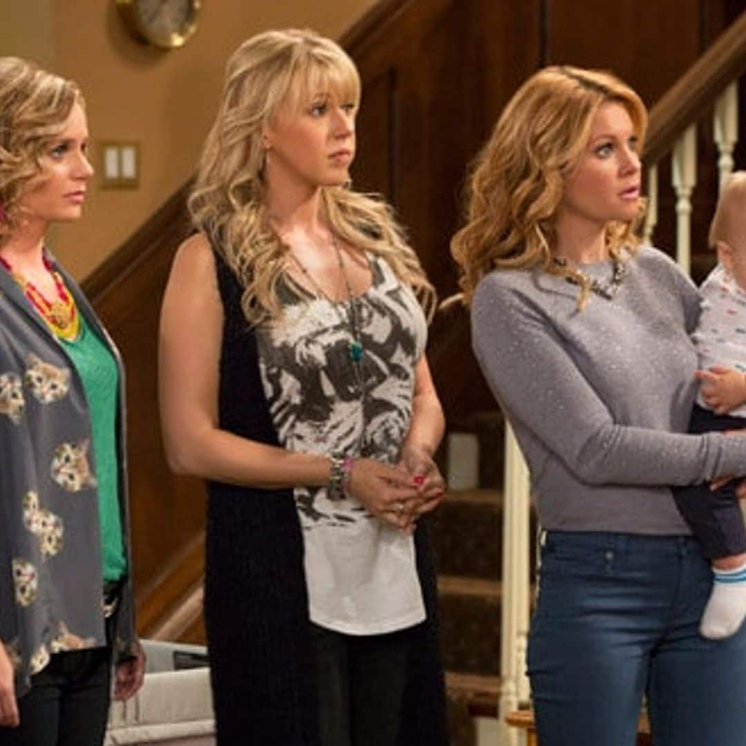 First look: Photos from the set of 'Fuller House'