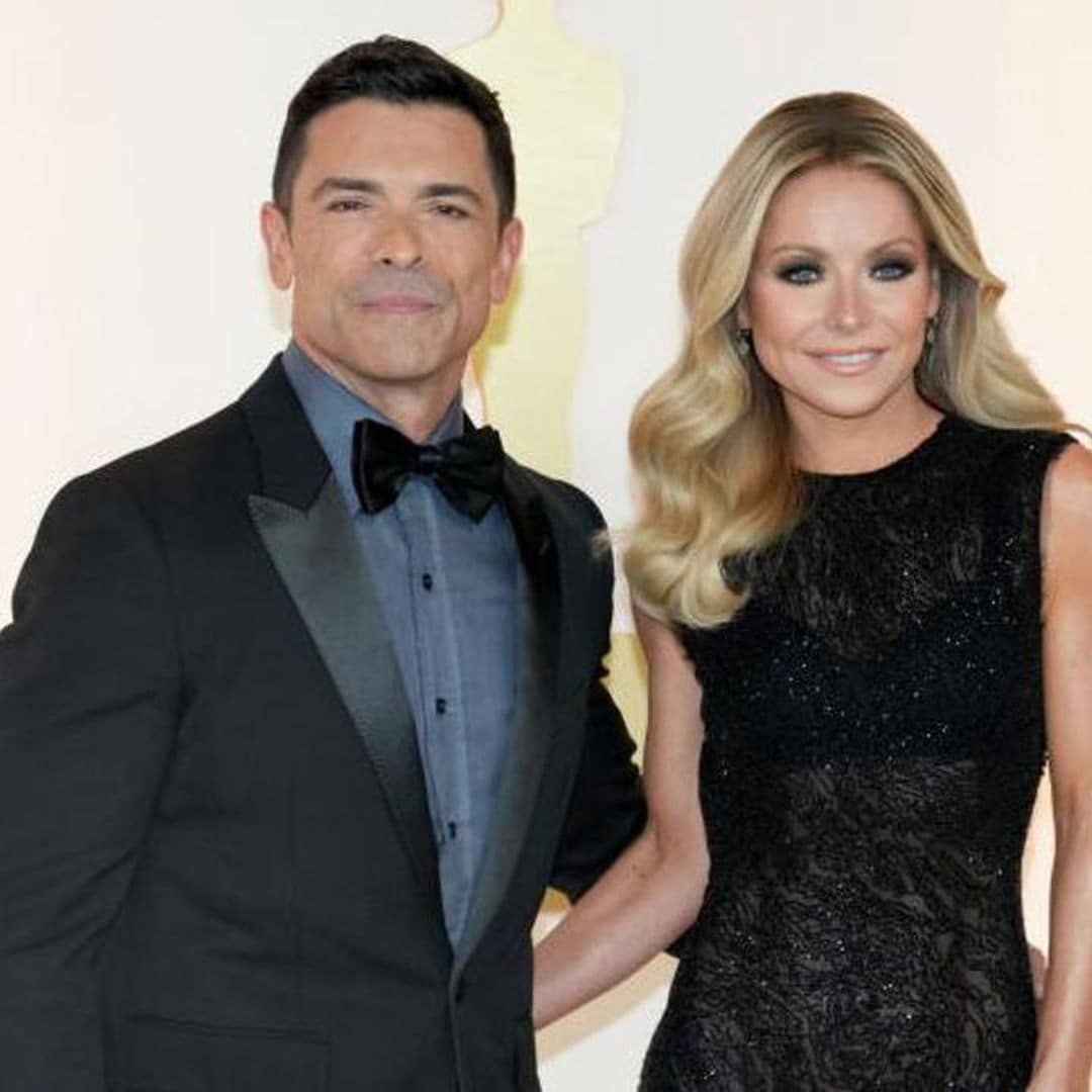 Kelly Ripa and Mark Consuelos share stunning bathing suit photos