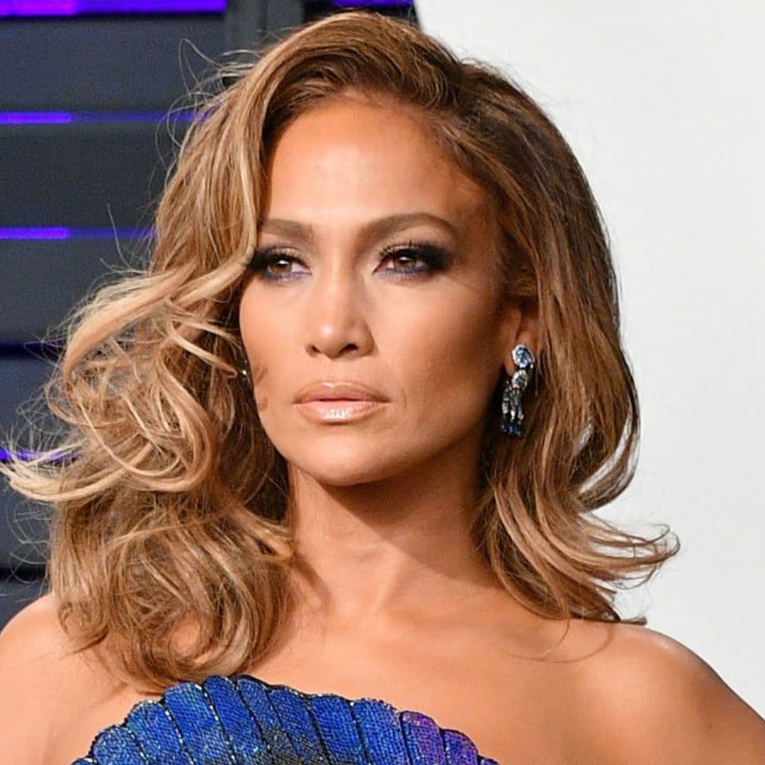 JLo looks unrecognizable in makeup-free ‘morning face’ selfie