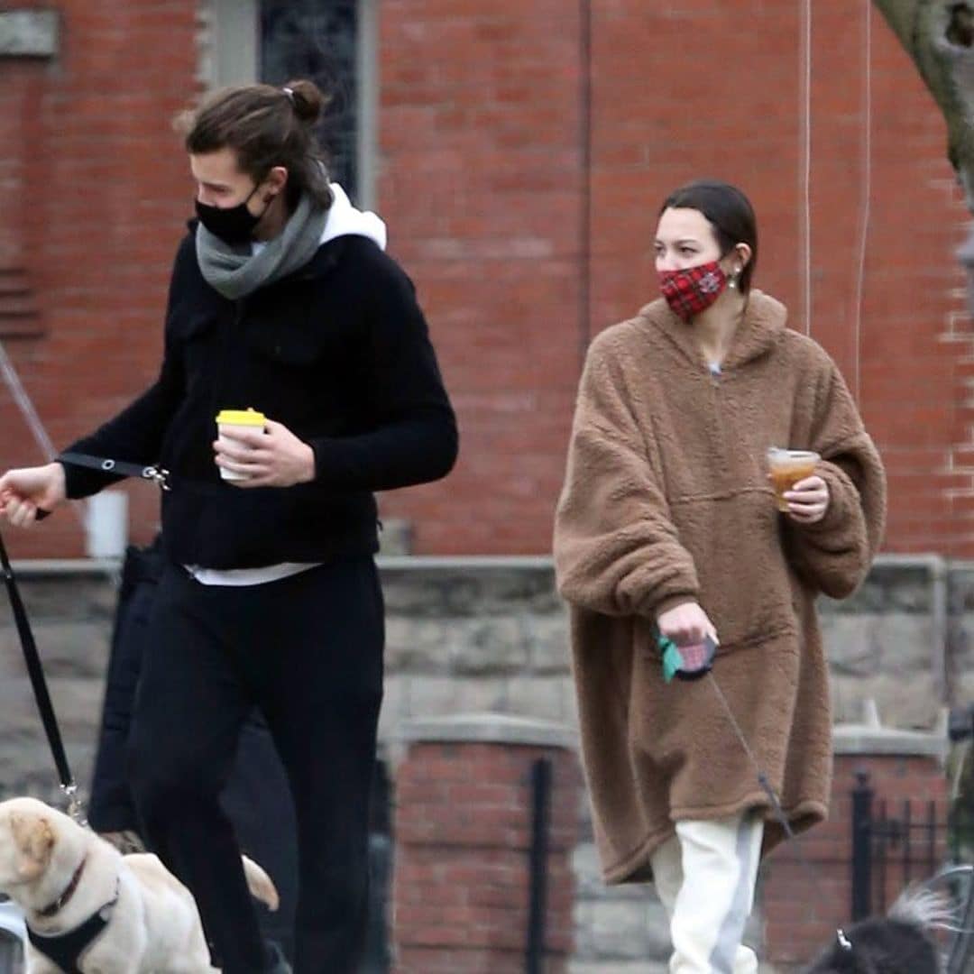 Shawn Mendes dressed in sweats while walking his adorable new puppy, Tarzan