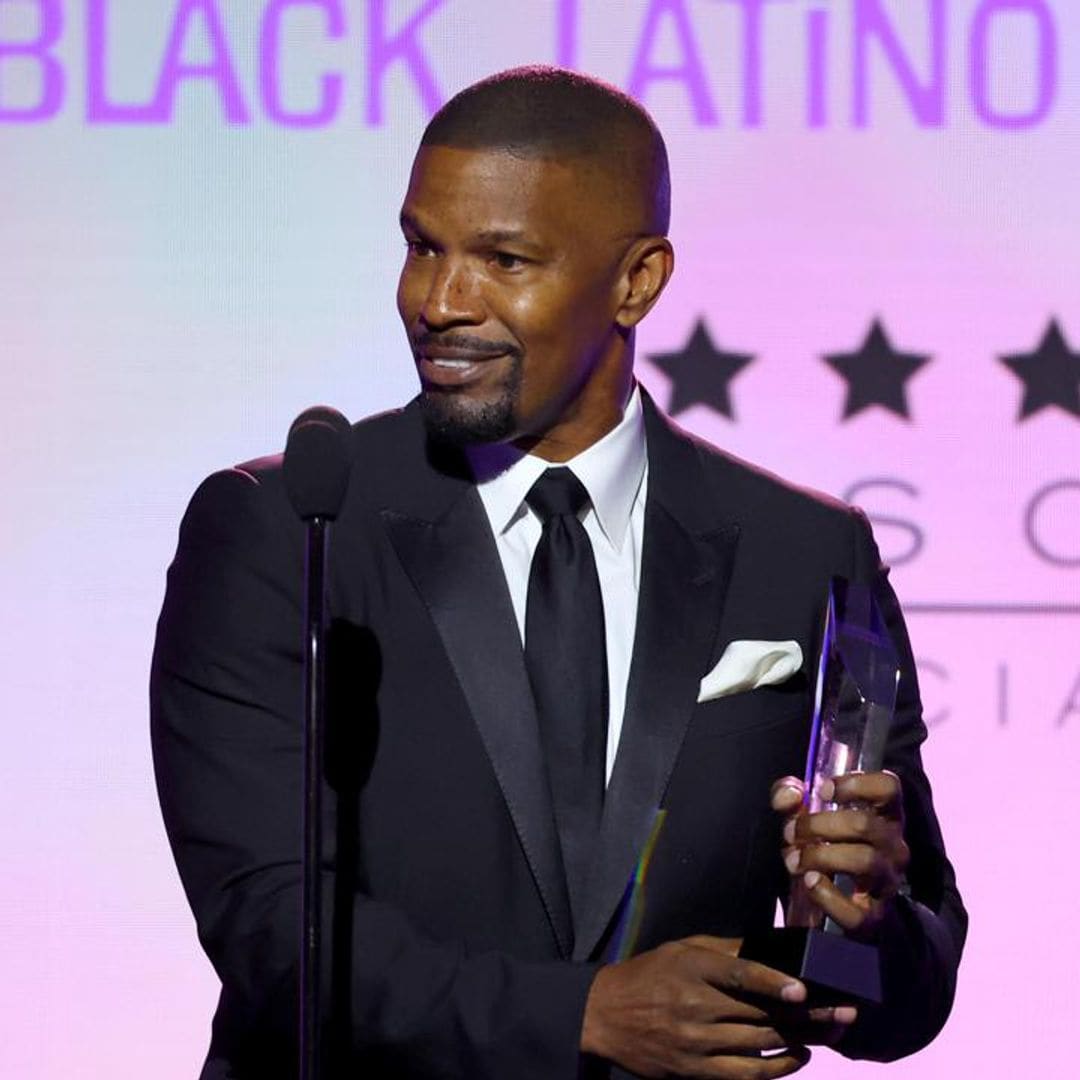 Jamie Foxx shows off his Christmas spirit with intense decorations