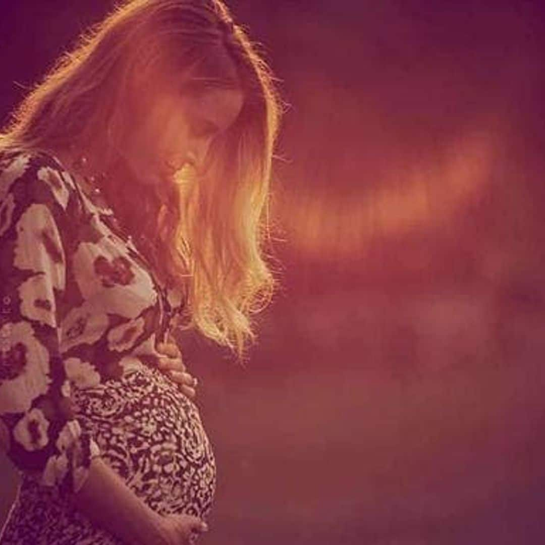 Blake Lively reveals she is pregnant with first child