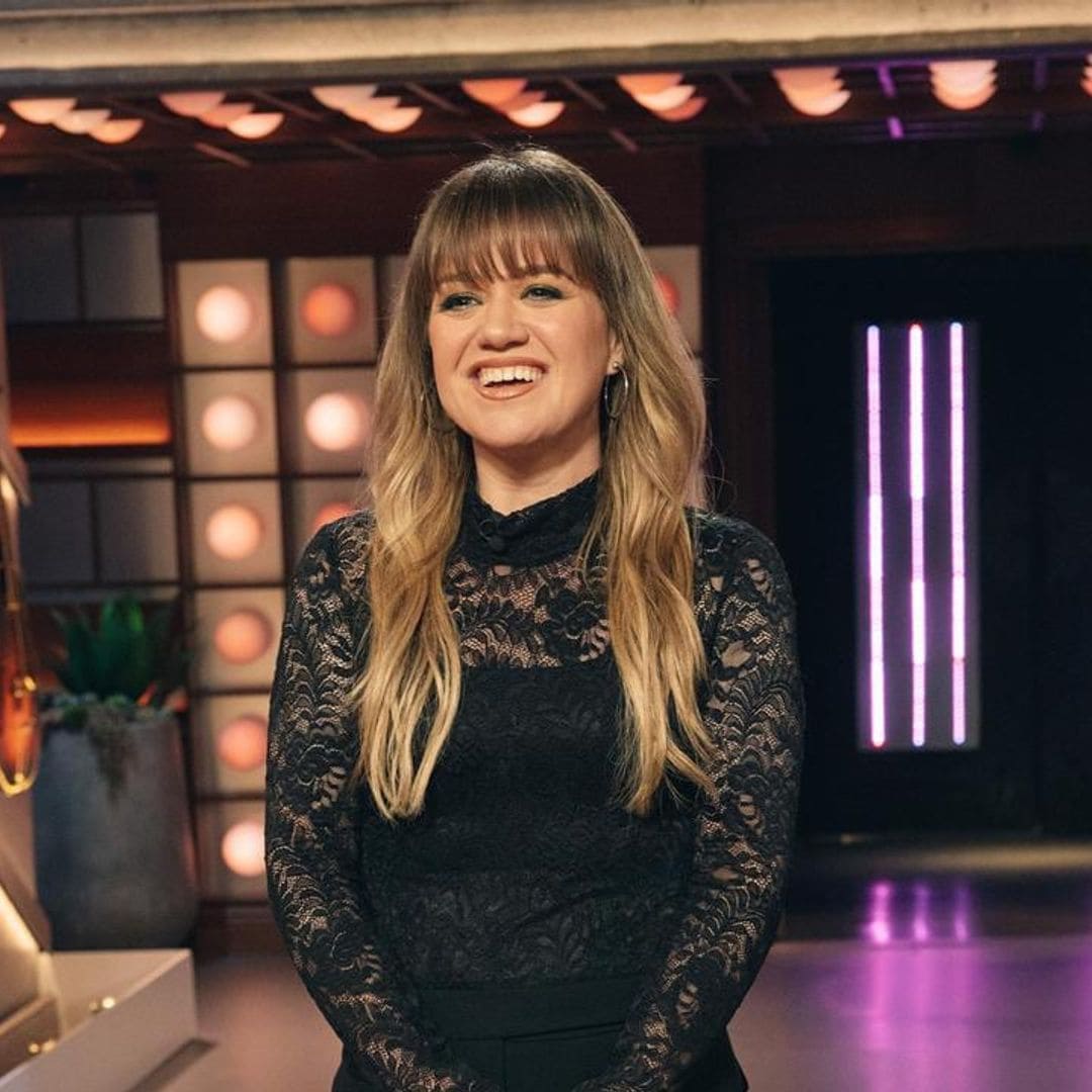 Kelly Clarkson admits using a popular weight loss drug to transform her body