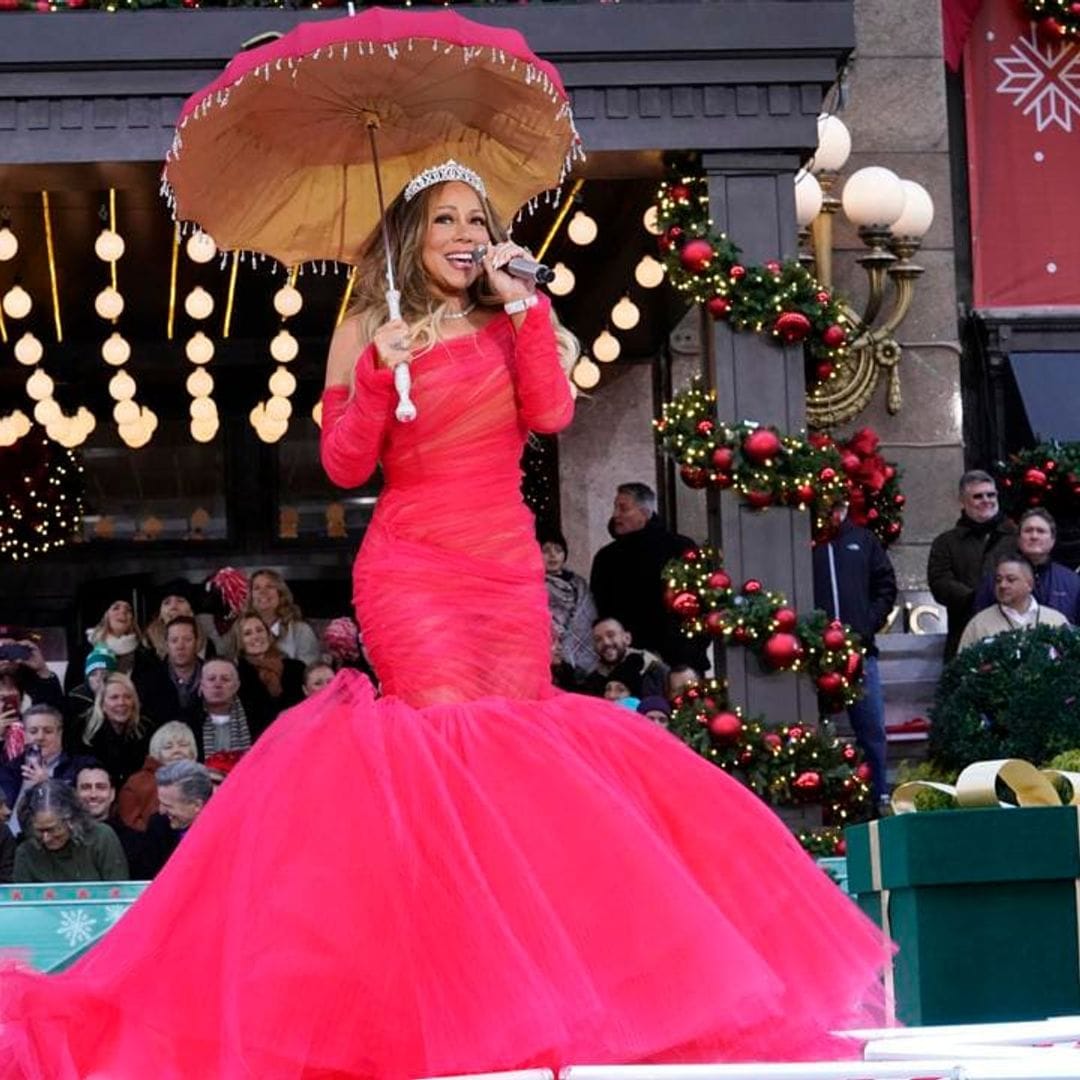 Macy’s Thanksgiving Day Parade 2022 Photos: Leah Michelle, Mariah Carey, and more