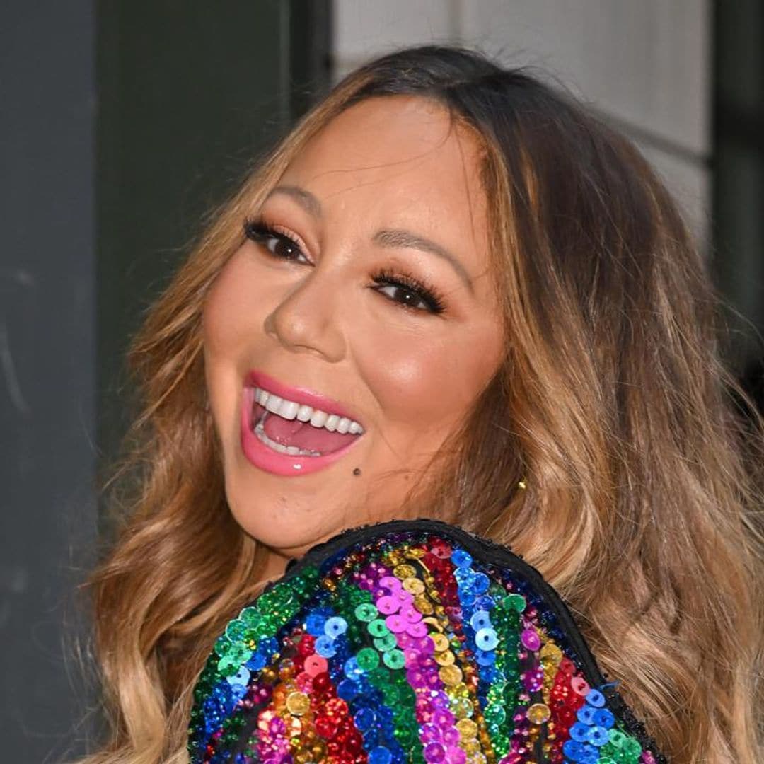 Mariah Carey shares a rare makeup-free selfie while wearing pajamas