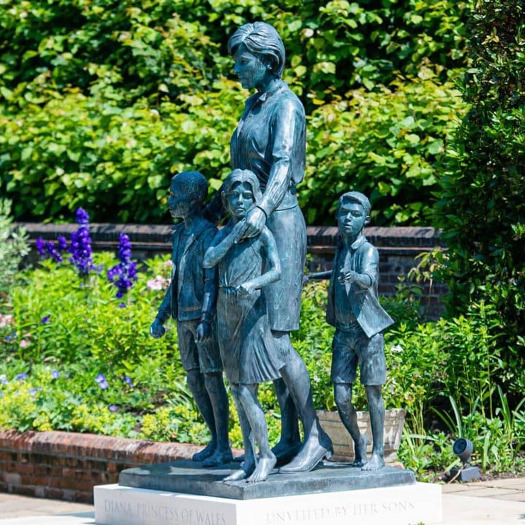 The meaning behind the statue of Princess Diana - why does it feature three children and more