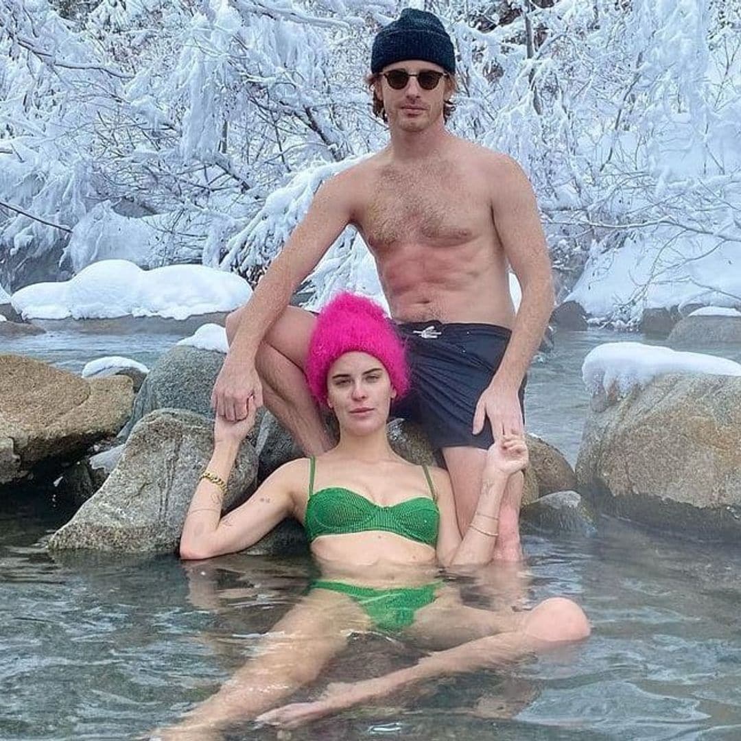 Demi Moore’s daughter Tallulah Willis strips down to a bikini in the snow