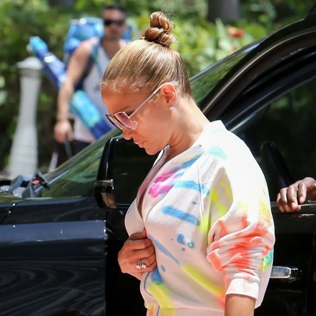 Jennifer Lopez rocks multi-colored jumpsuit while hanging out with her ‘coconuts’