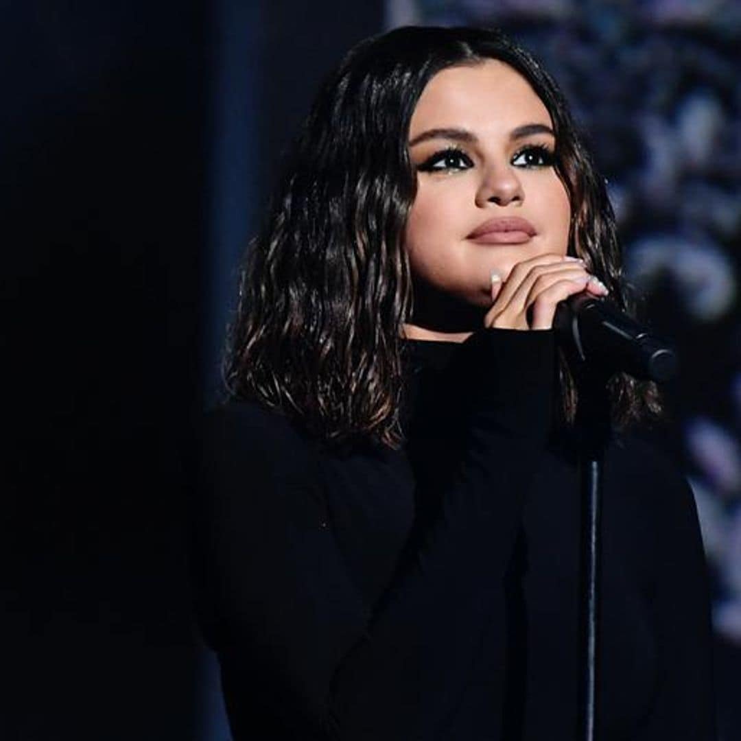 Selena Gomez reportedly had a 'panic attack' before her AMAs performance