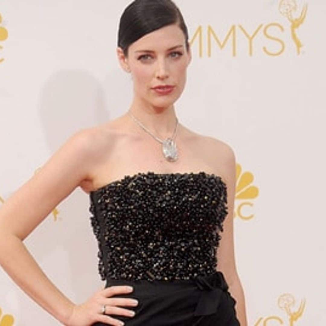 'Mad Men' star Jessica Paré is pregnant with first child