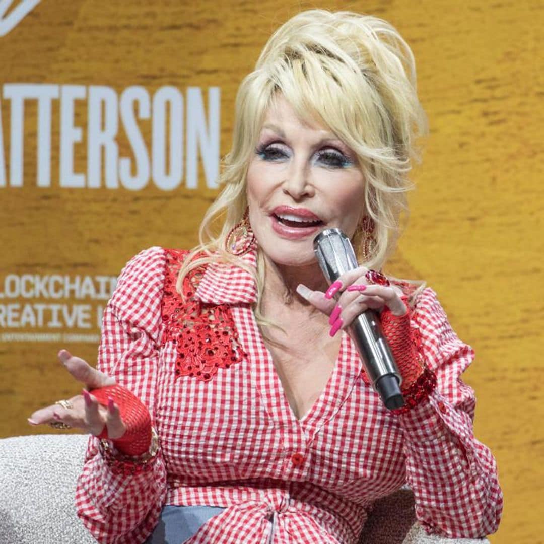 Dolly Parton will perform in Taco Bell’s ‘Mexican Pizza: The Musical’ on Tik Tok