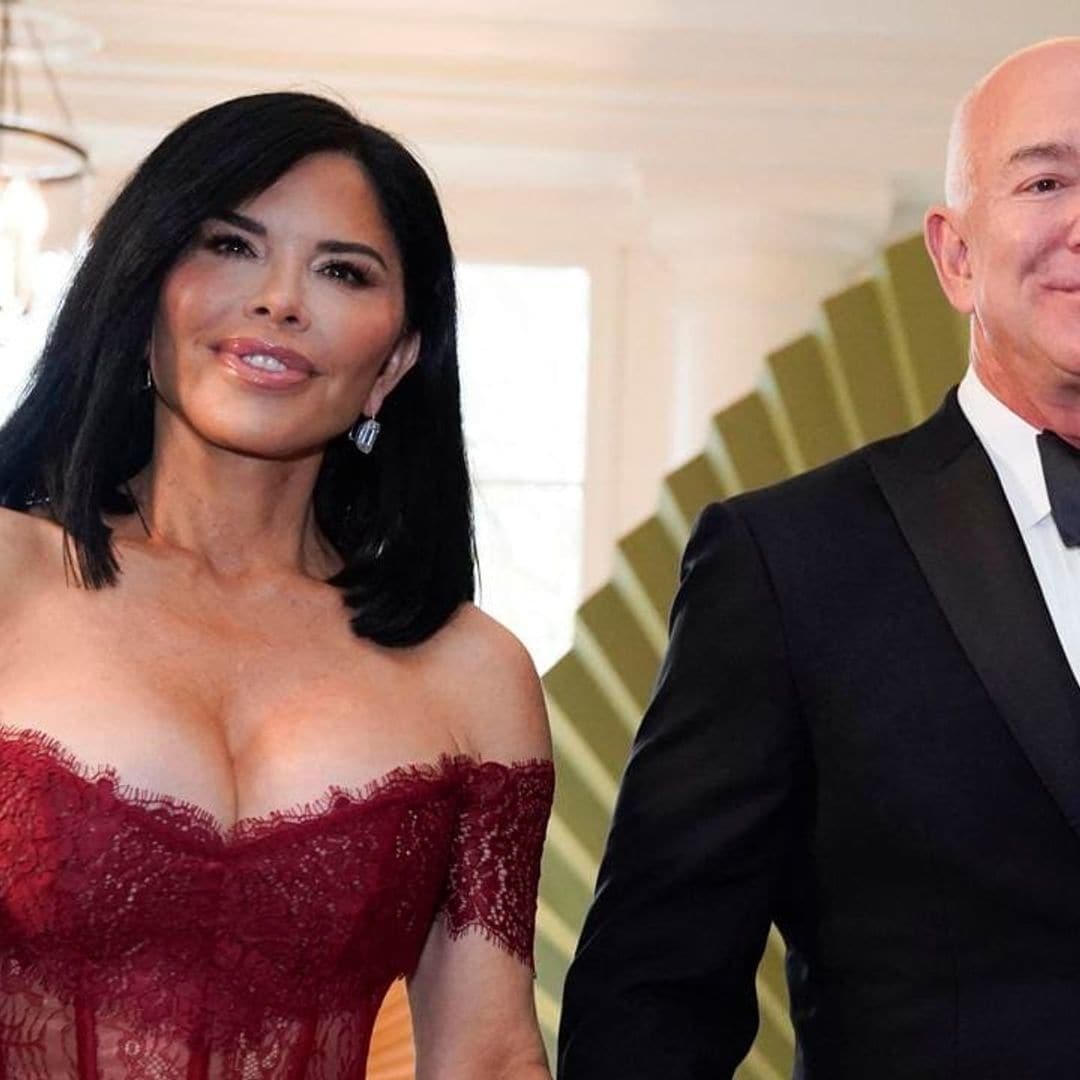 Lauren Sanchez wears a red corset dress for White House dinner with Jeff Bezos