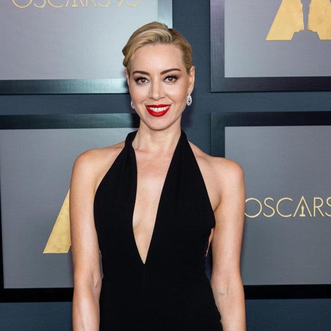 Aubrey Plaza goes blonde and looks stunning