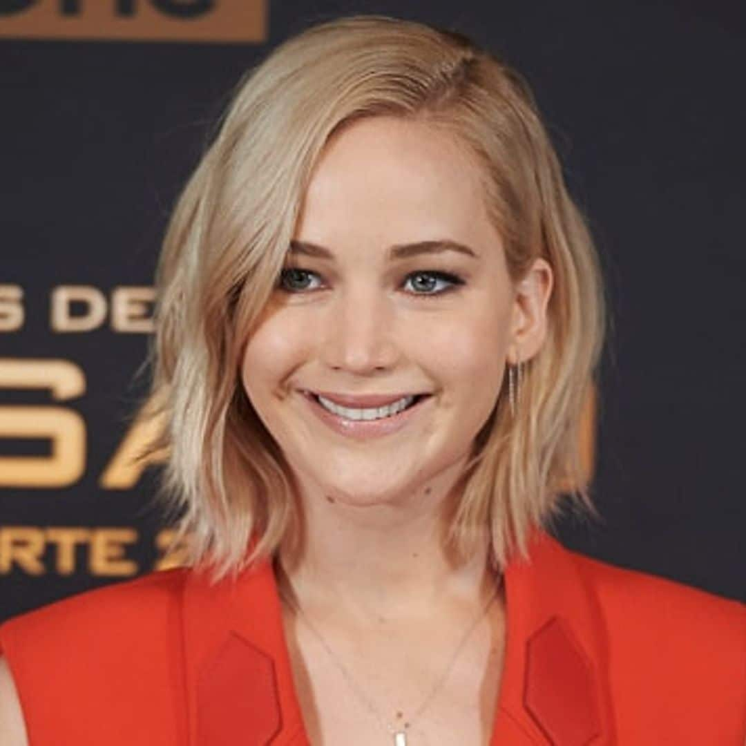 Jennifer Lawrence on dating life and what it's like to be neighbors with Ashton Kutcher and Mila Kunis