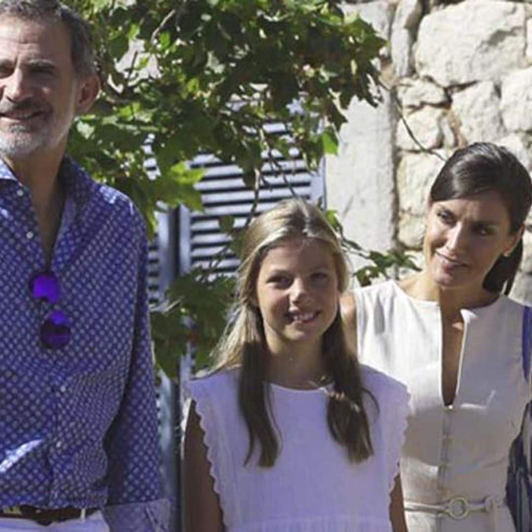 Spanish Royals coordinate in blue and white for their family vacation