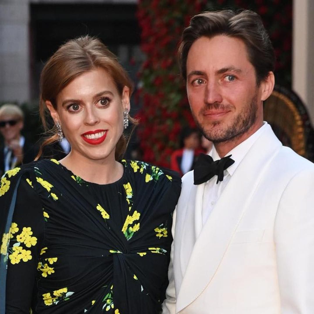 Princess Beatrice and Edoardo Mapelli Mozzi make glamorous red carpet appearance in London