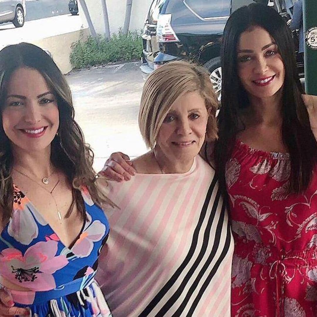 Dayanara Torres’ look-alike sister Jeanette will have you doing a double take