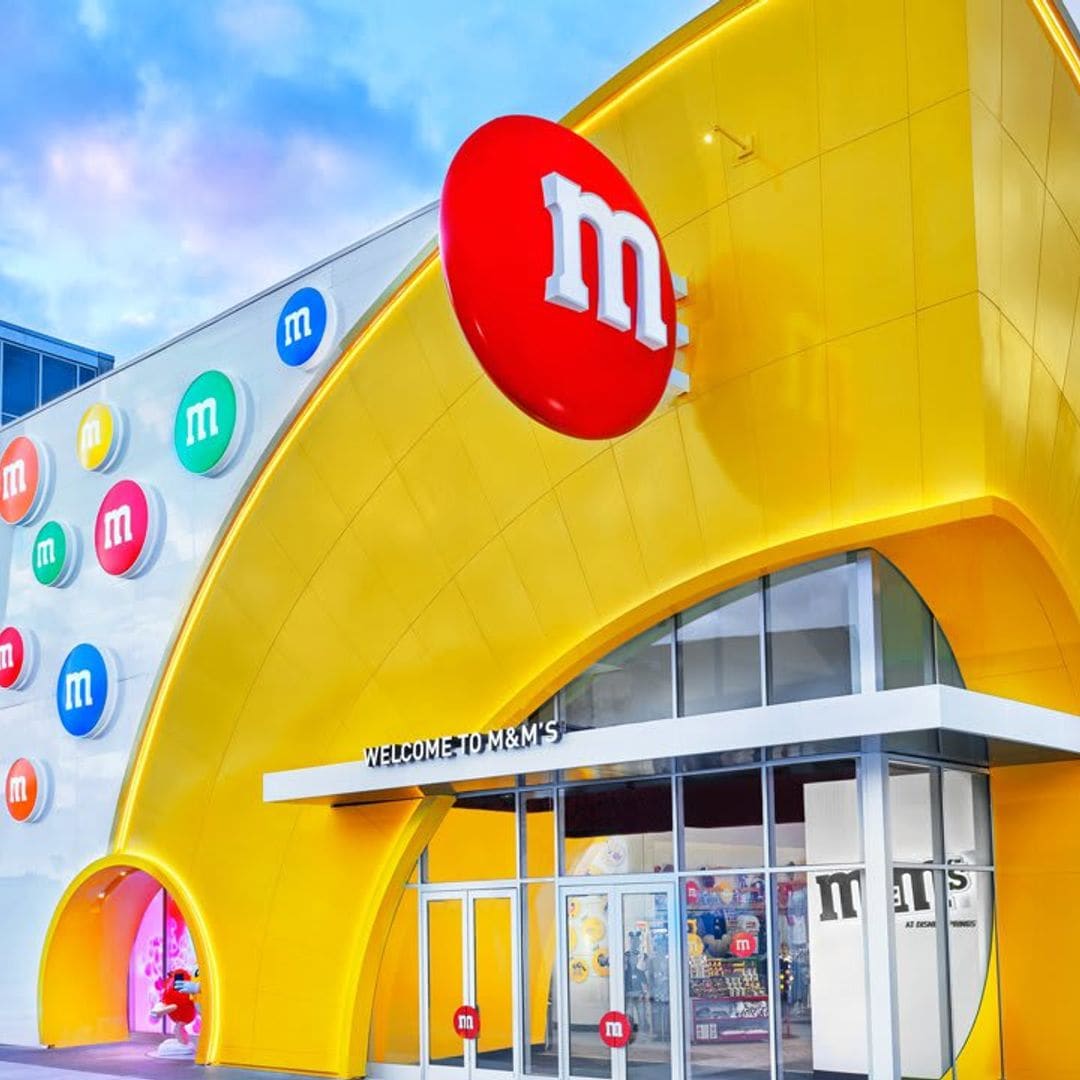 Where to visit the tallest M&M’S chocolate wall in the world!