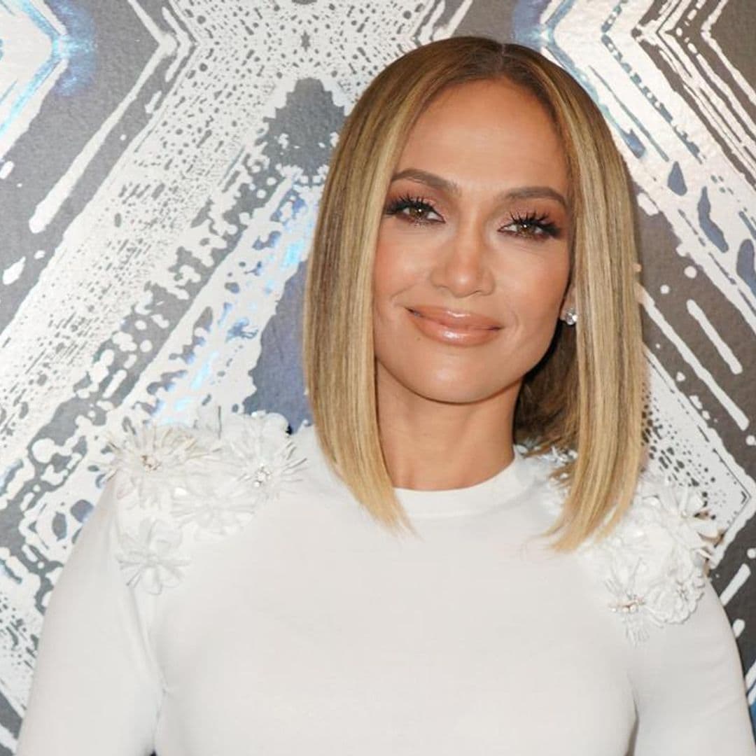 Jennifer Lopez wears STUNNING wedding dress