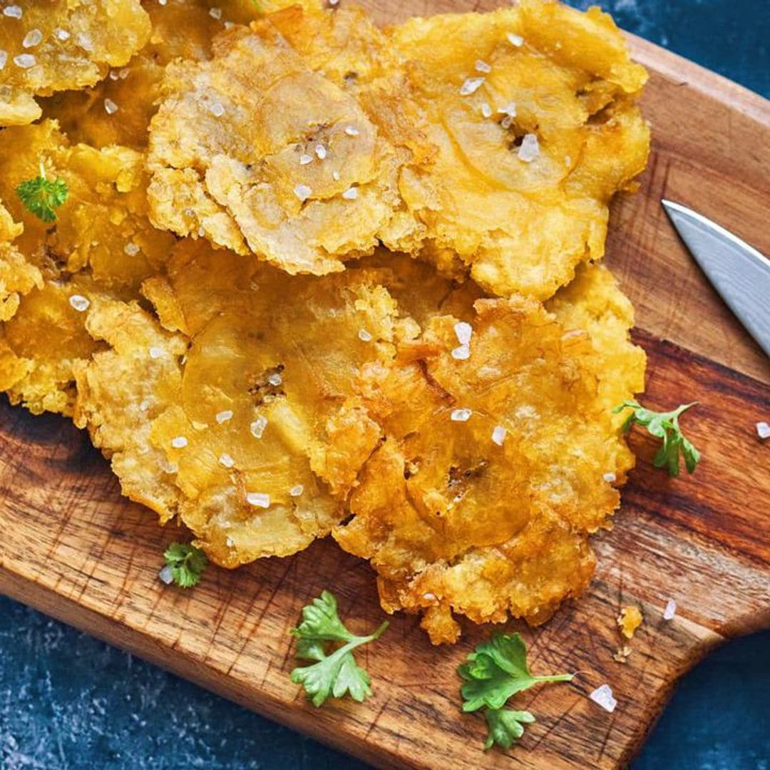 How to make fried green plantains (Tostones)