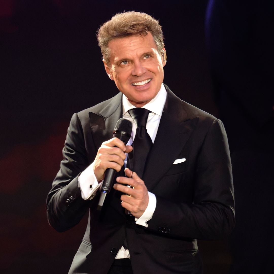 Luis Miguel shares his best Cristiano Ronaldo celebration at his concert