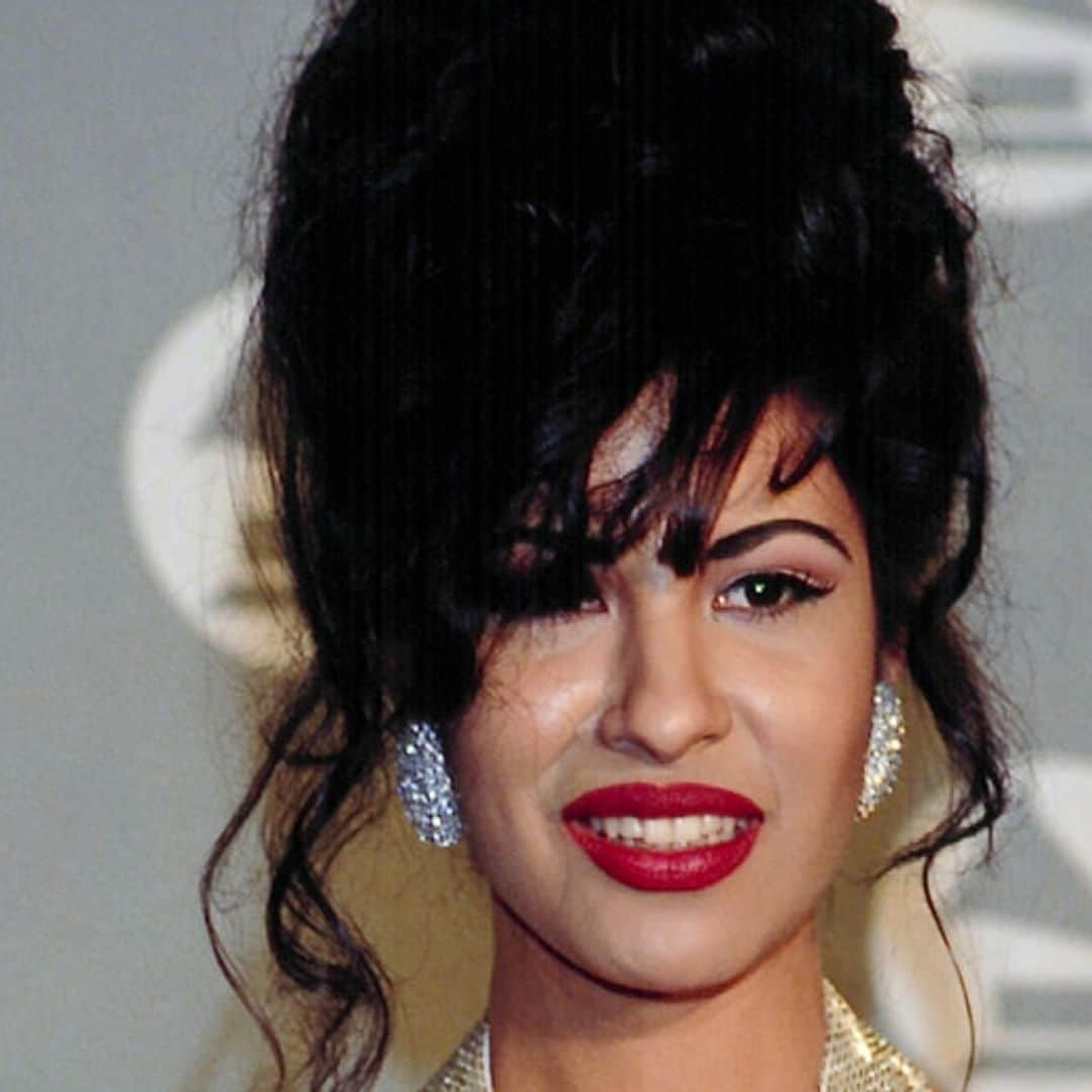 Meet the stars of Telemundo's upcoming  Selena Quintanilla series