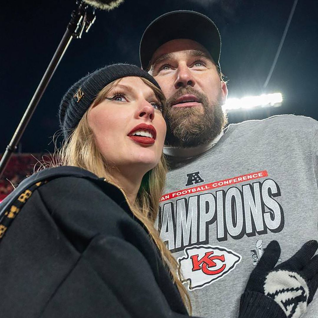 Taylor Swift repurposes Grammys ‘T’ Chain as a Super Bowl tribute to Travis Kelce