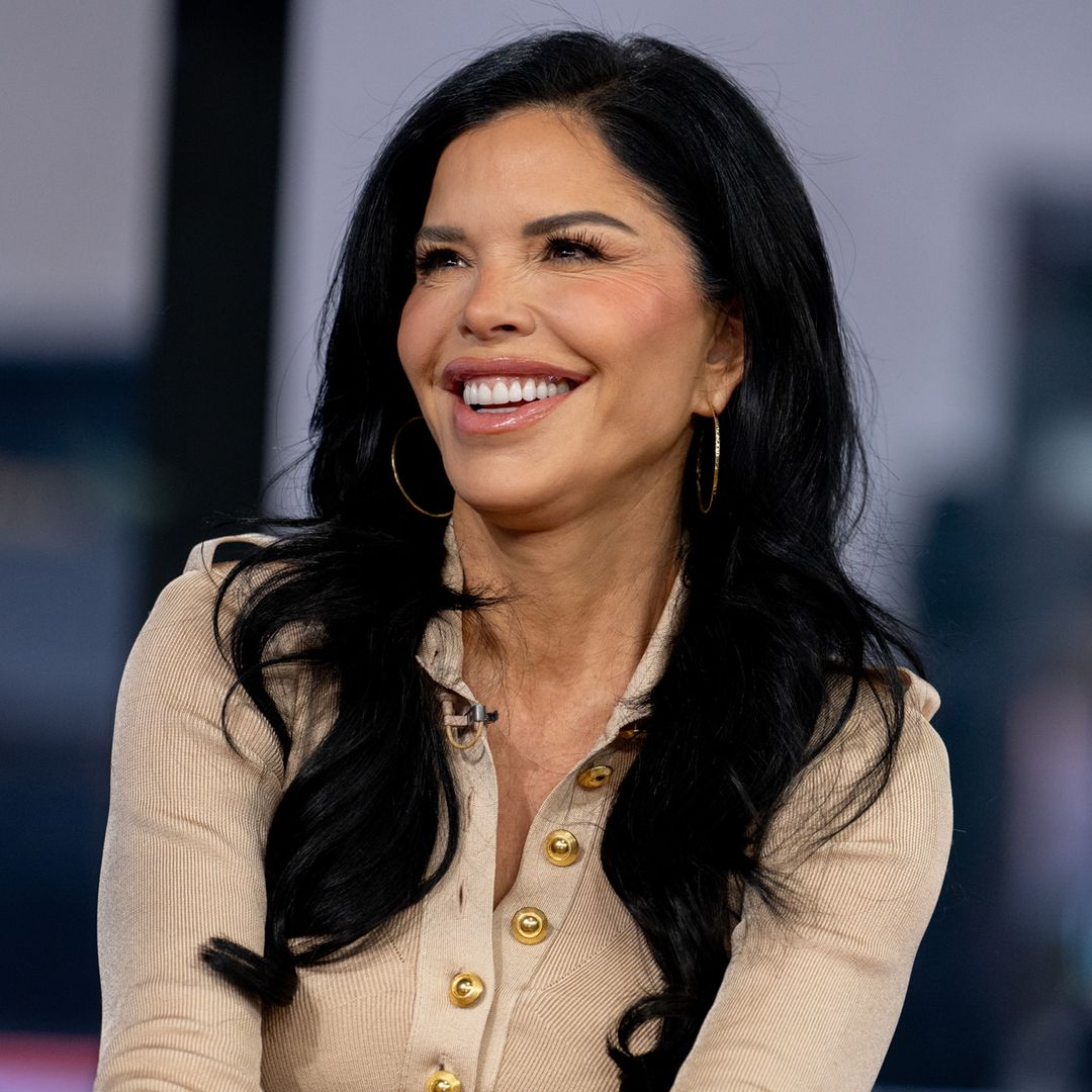 Lauren Sanchez stuns in black and yellow bikini aboard her luxury yacht