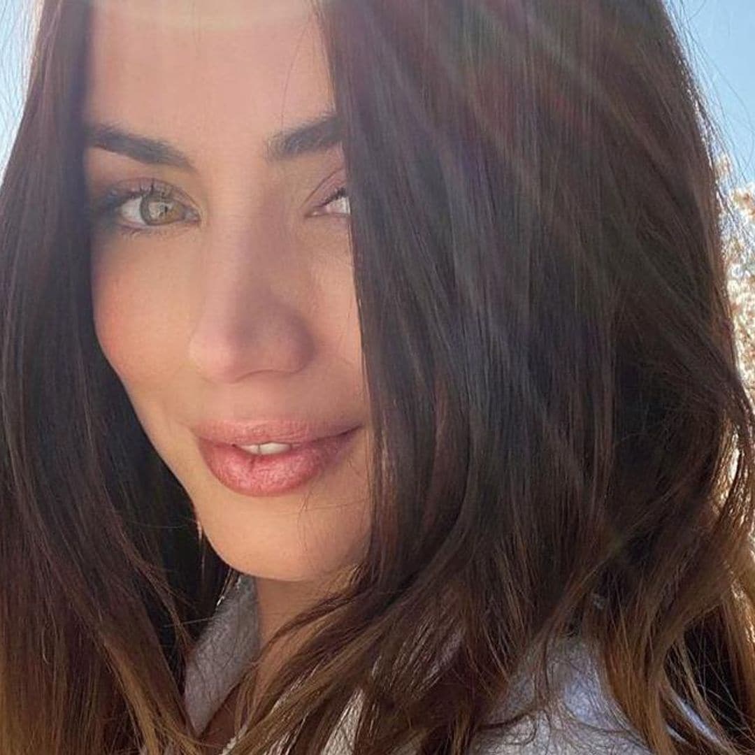 Ana De Armas’ makeup artist reveals her 5 favorite makeup products for a flawless makeover