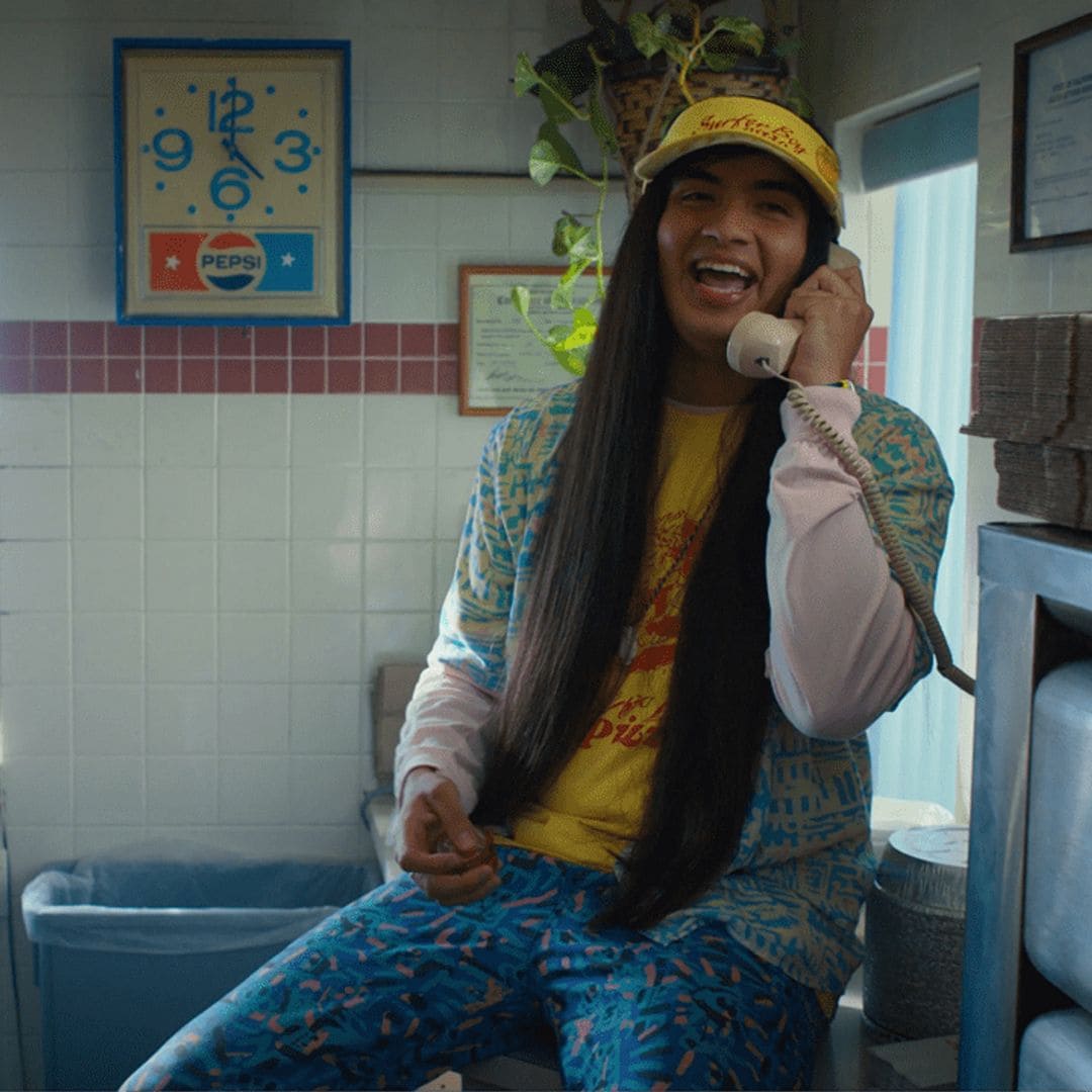 What happens when you call ‘Stranger Things’ Surfer Boy Pizza’s number?