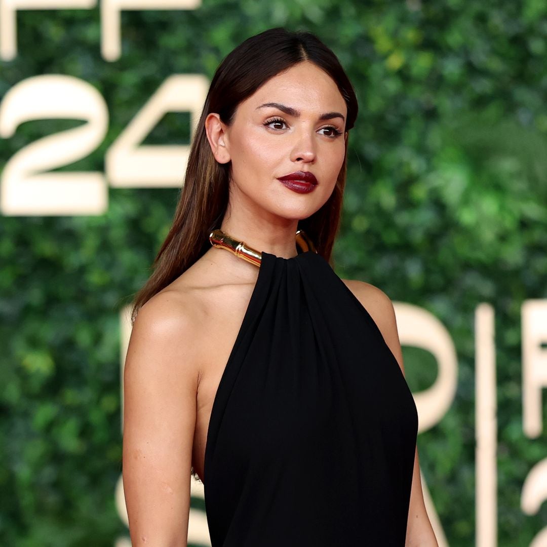 Eiza González opens up about her 'first love' in new video