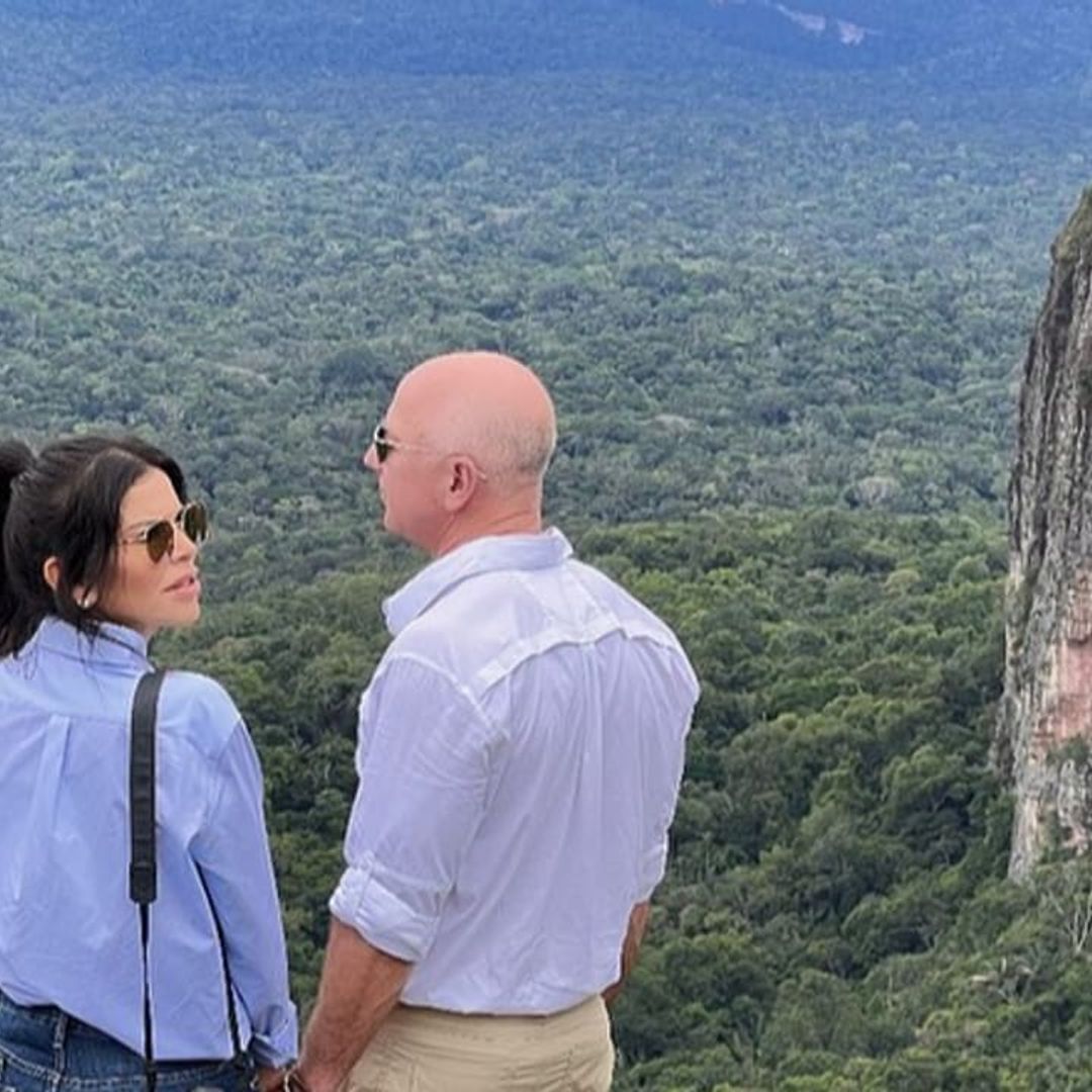 Jeff Bezos and Lauren Sanchez are working in the Amazon