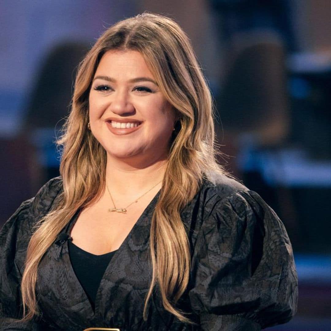 Kelly Clarkson files to drop her father’s last name to legally become Kelly Brianne