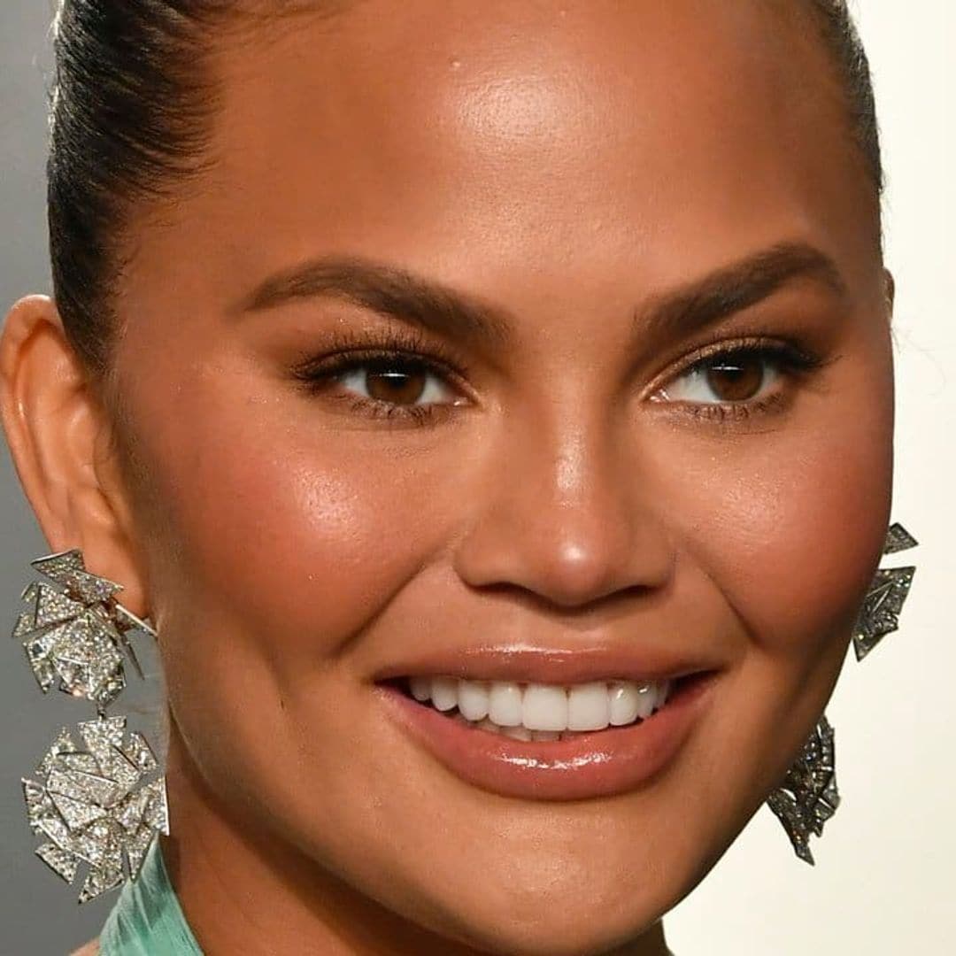 Chrissy Teigen shares the pics she used to get a modeling agent 15 years ago