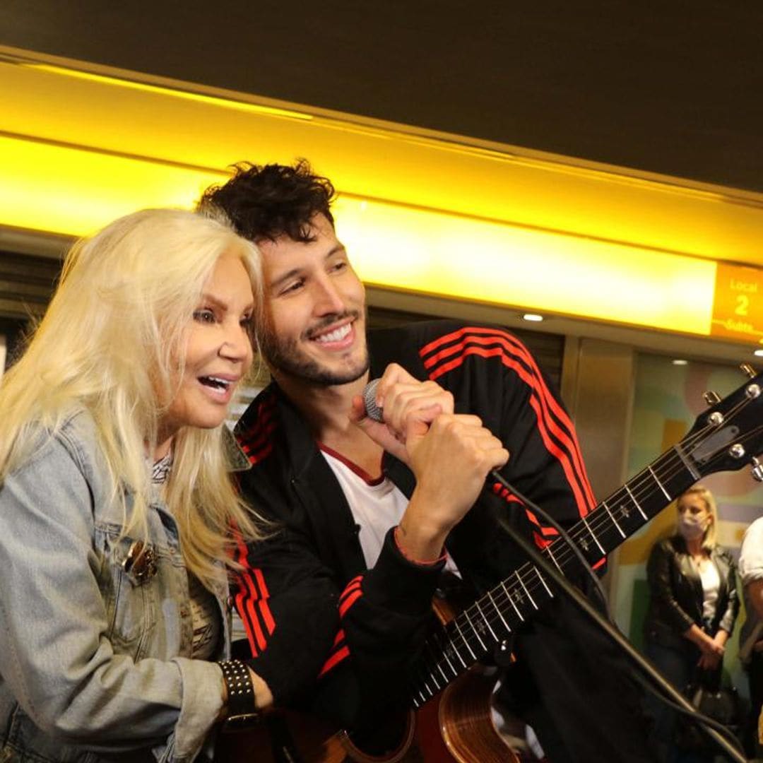 Sebastián Yatra and Susana Giménez disguised as street artists to surprise fans